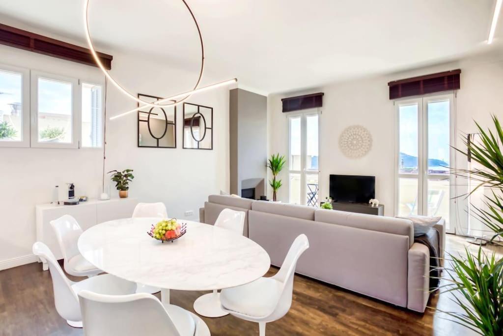#24 Marie-Claire Suite Sea View/Balcony/Ac/5Min Port Villefranche-sur-Mer Bagian luar foto