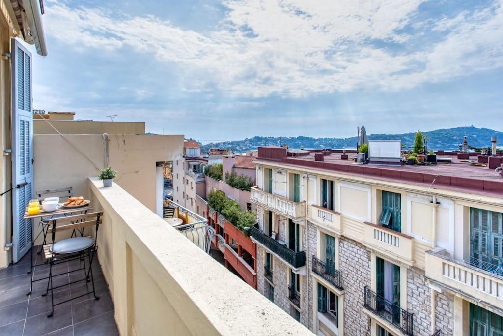 #24 Marie-Claire Suite Sea View/Balcony/Ac/5Min Port Villefranche-sur-Mer Bagian luar foto