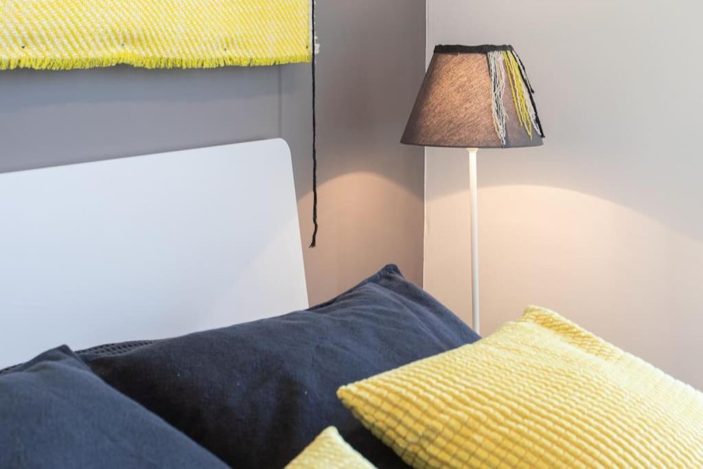 #24 Marie-Claire Suite Sea View/Balcony/Ac/5Min Port Villefranche-sur-Mer Bagian luar foto