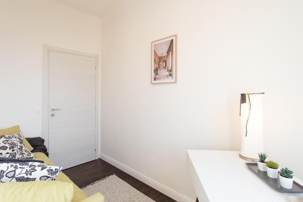 #24 Marie-Claire Suite Sea View/Balcony/Ac/5Min Port Villefranche-sur-Mer Bagian luar foto