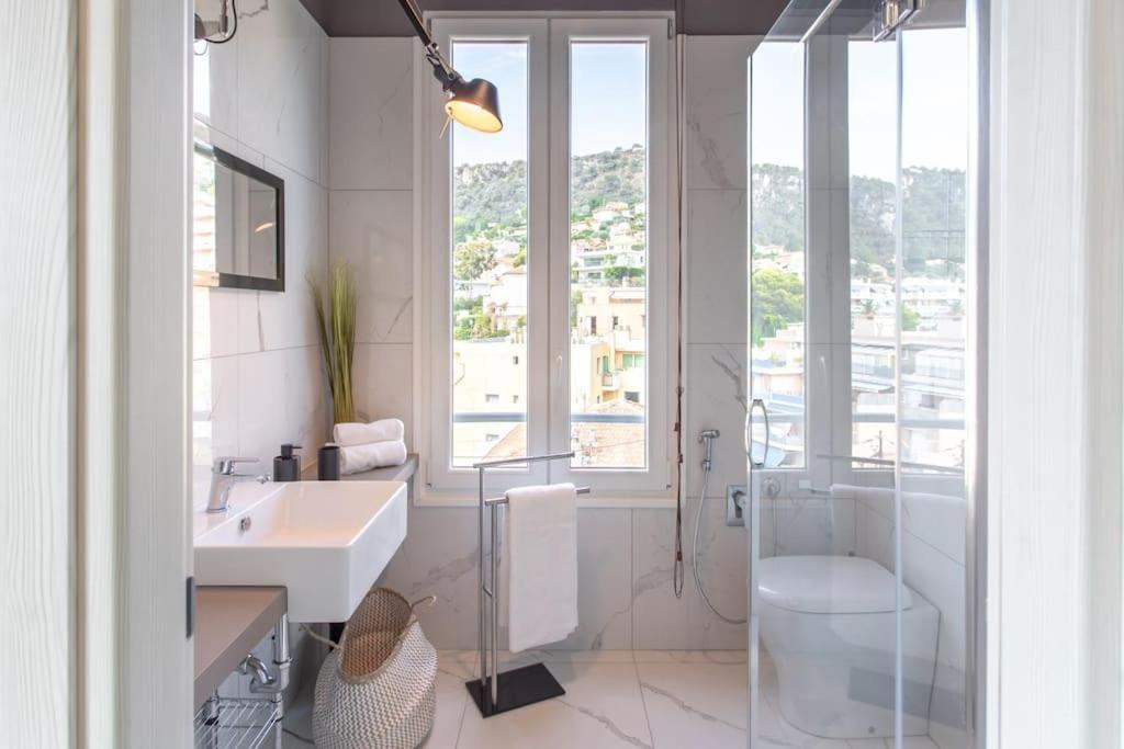 #24 Marie-Claire Suite Sea View/Balcony/Ac/5Min Port Villefranche-sur-Mer Bagian luar foto